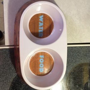 Medium Dog Bowl Tray